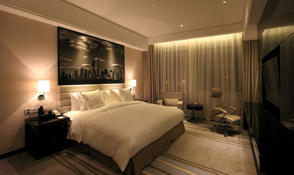 Haoyin Gloria Plaza Hotel Canton Chambre photo